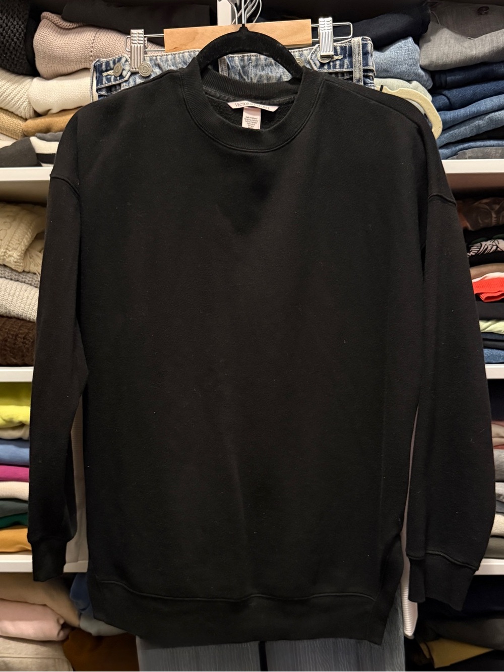 Victoria's Secret Women’s Black Crewneck Sweatshirt